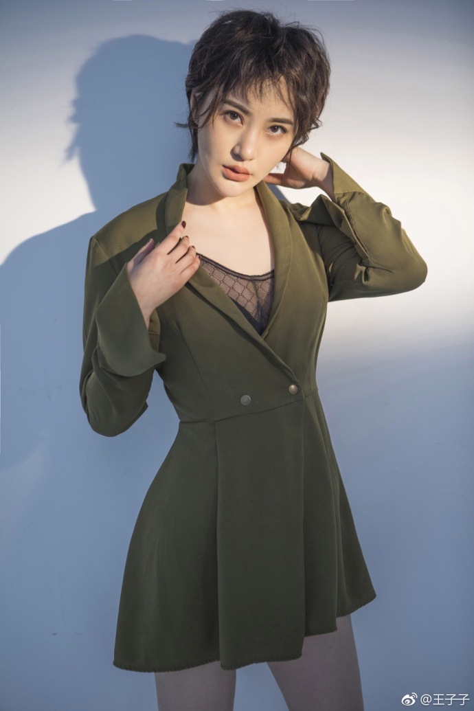 性感女星王子子性感图片 7