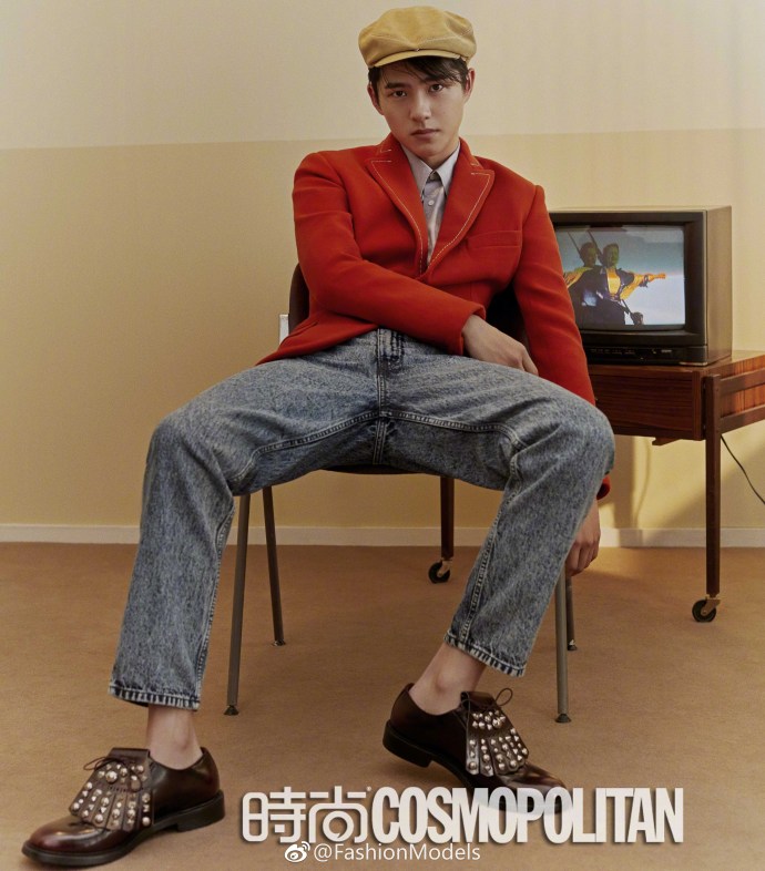 小鲜肉刘昊然《时尚COSMO》十月刊时尚复古封面大 5