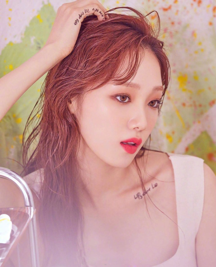 韩国美女李圣经 x laneige广告宣传图片 3