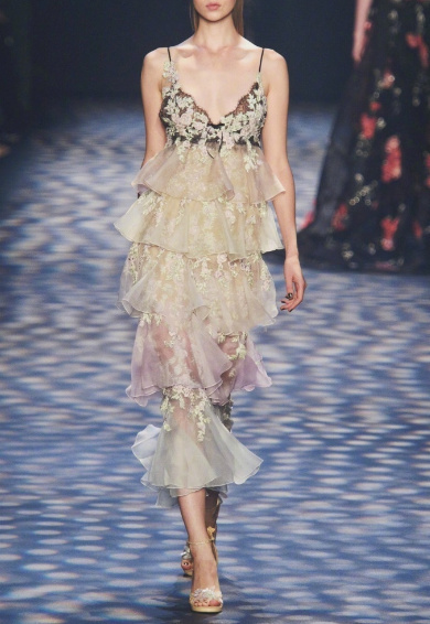 Marchesa SS 2018~唯美仙裙浪漫而梦幻婚纱礼服图片 5