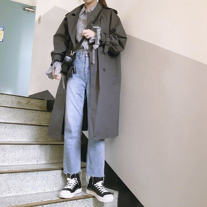 初秋怎么可以少一件风衣呢_女士风衣搭配参考