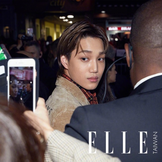 韩国男明星exokai金钟仁Gucci2019春夏时装秀图片 3