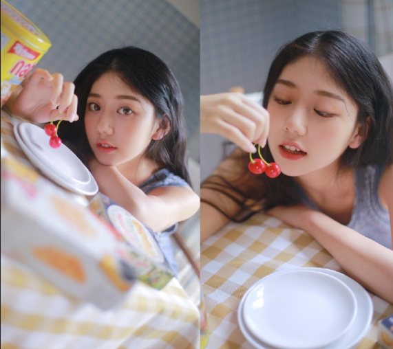 清纯小美女鱼子与余私服写真 8