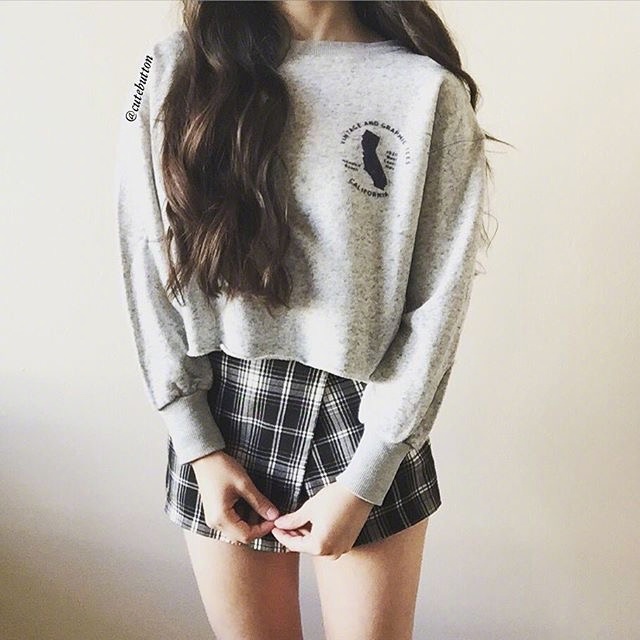 长发美女时尚女装搭配日记 6