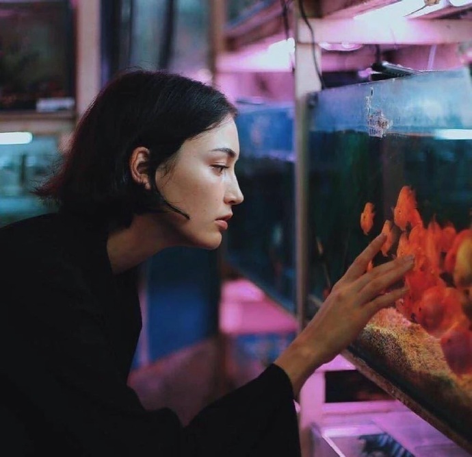 欧美美女图片:不要因为别人的一句话而夺走你今 6