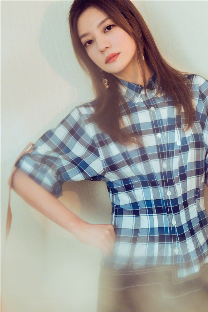 大眼美女明星赵薇《幻乐之城》衬衫连衣裙清新 3