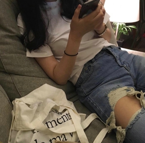 唯美清纯女生微信头像图片 4