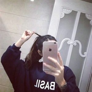 唯美清纯女生微信头像图片 7