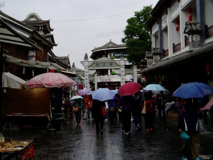 云南大理古城洋人街风景图片