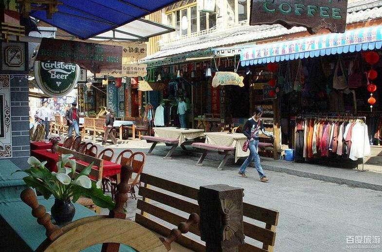 云南大理古城洋人街风景图片 3