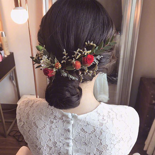 好美的花朵编发为以后的艺术照婚纱照留着吧 2