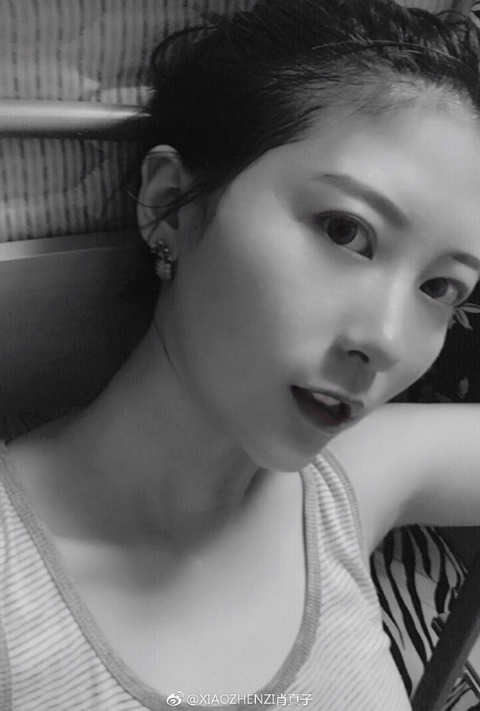 北京大学美女校花肖真子自拍图片 3