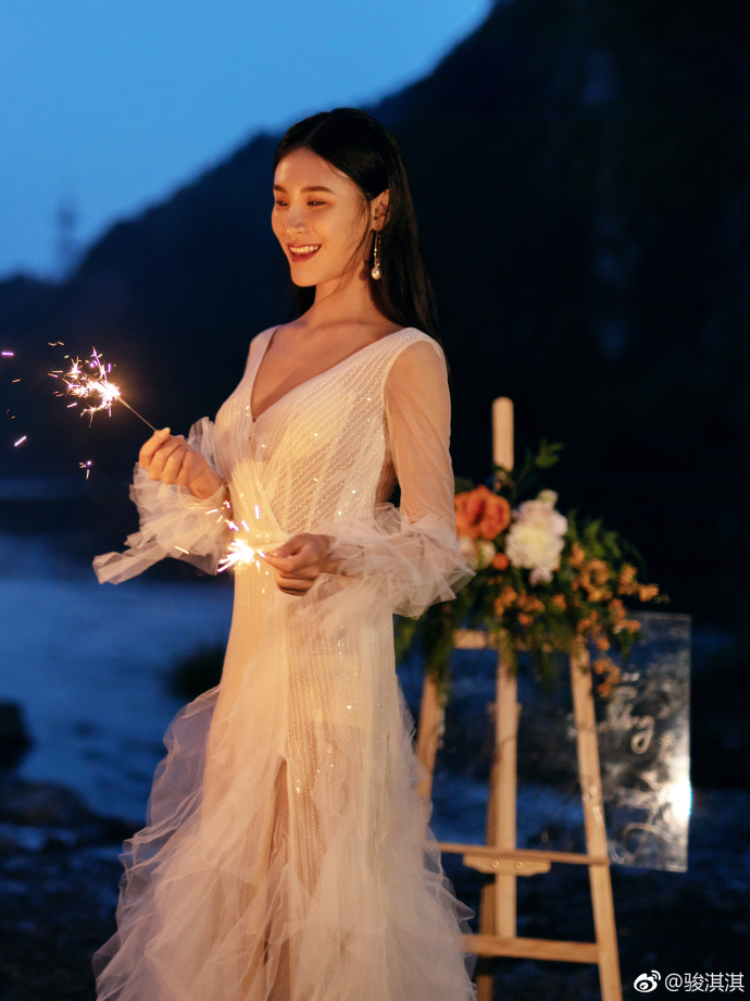 宅男女神仙女裙唯美写真 7