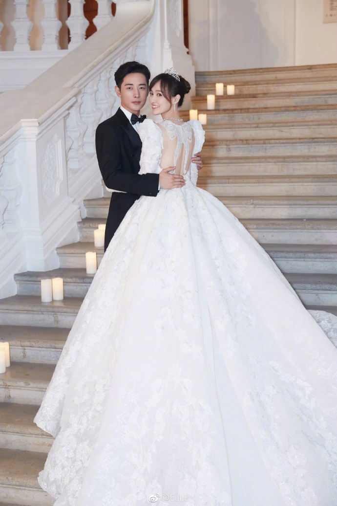 大陆明星夫妻唐嫣罗晋婚纱图片
