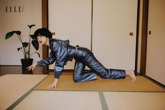 日本美女模特小松菜奈 x 台湾版《ELLE》11月刊封 6