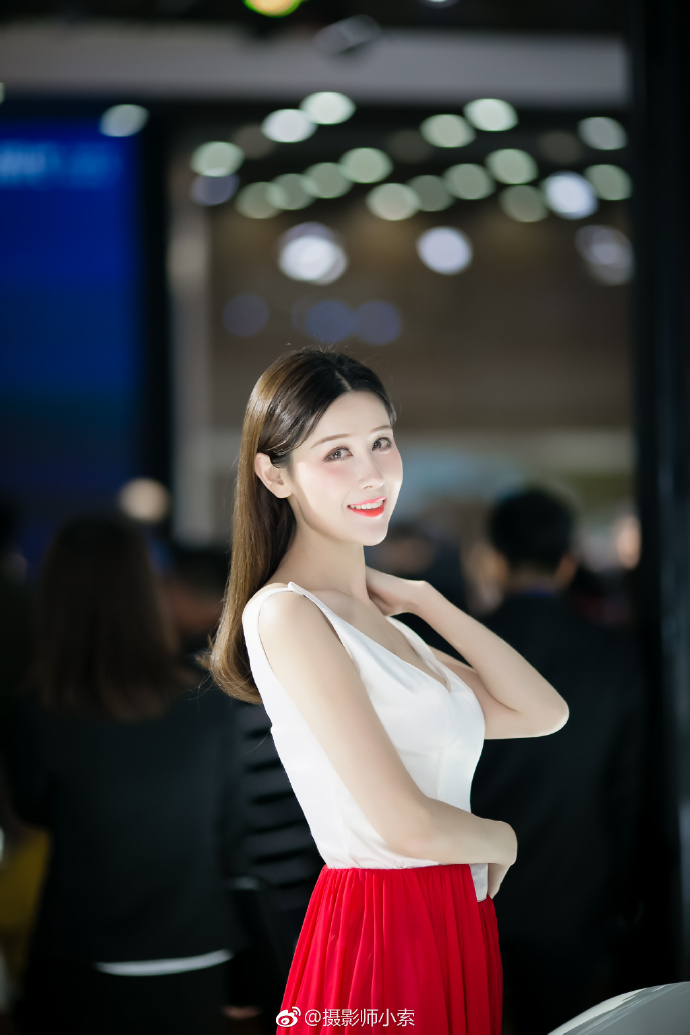 2018沈阳车展北汽模特杨灵灵Rita图片