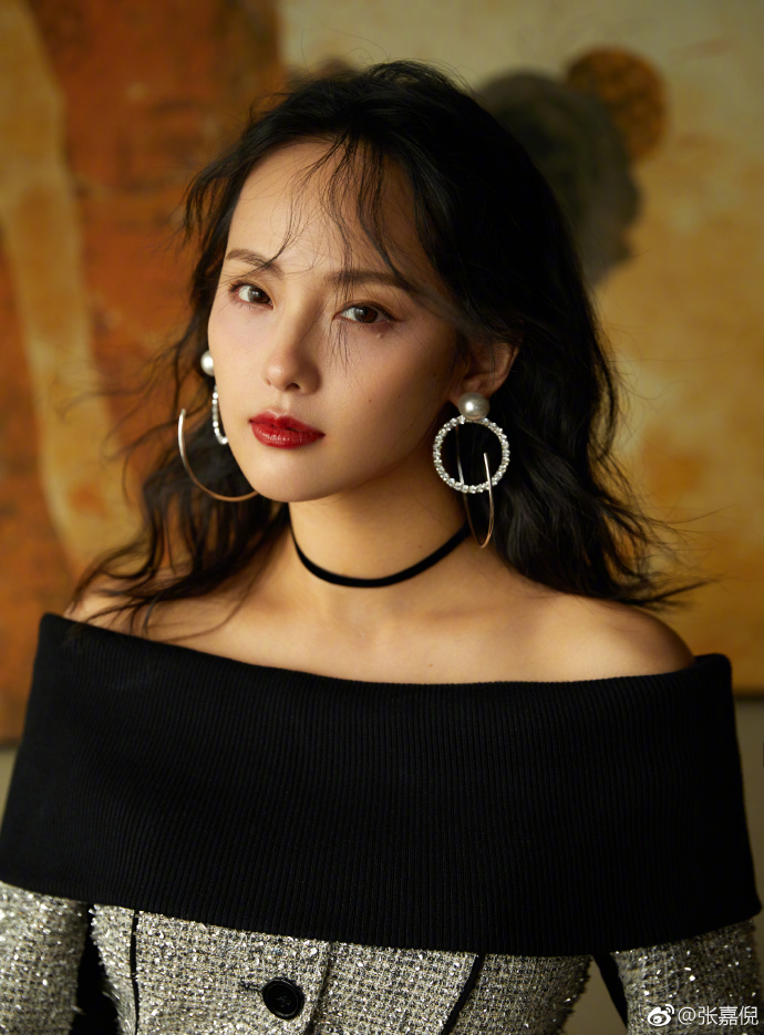 气质小女人美女明星张嘉倪图片 2