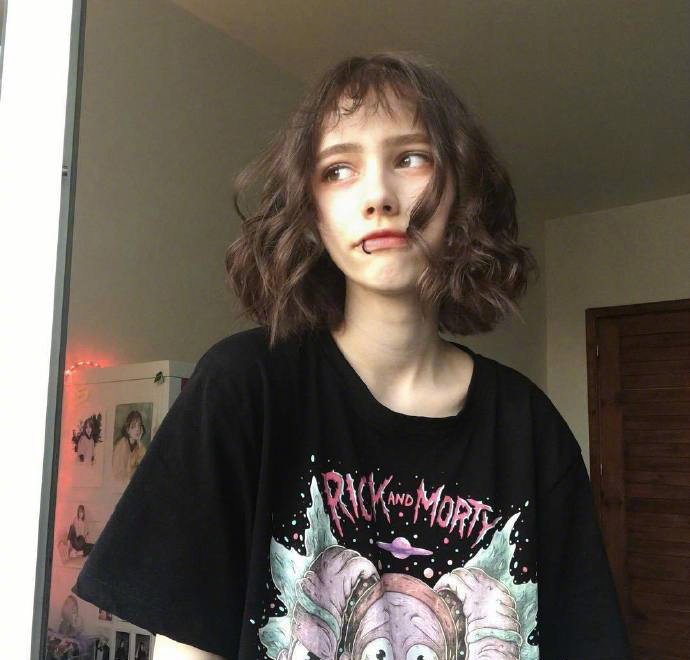 暗黑系俄韩混血小仙女Alisa图片 3