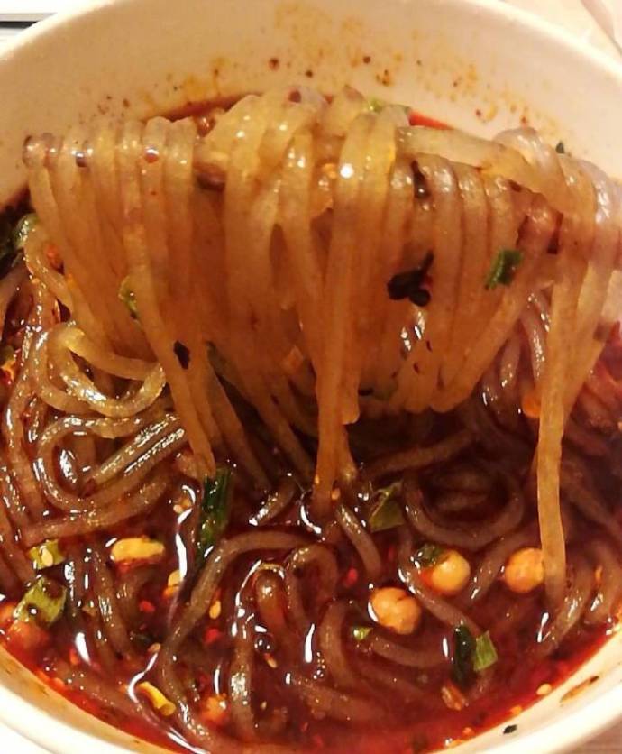 成都小吃酸辣粉美食图片 8