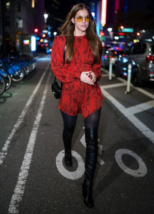 欧美美女超模芭芭拉Barbara Palvin出街维秘总部试装 2