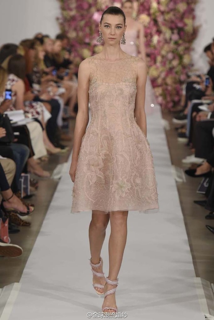 Oscar de la Renta婚纱礼服图片 5