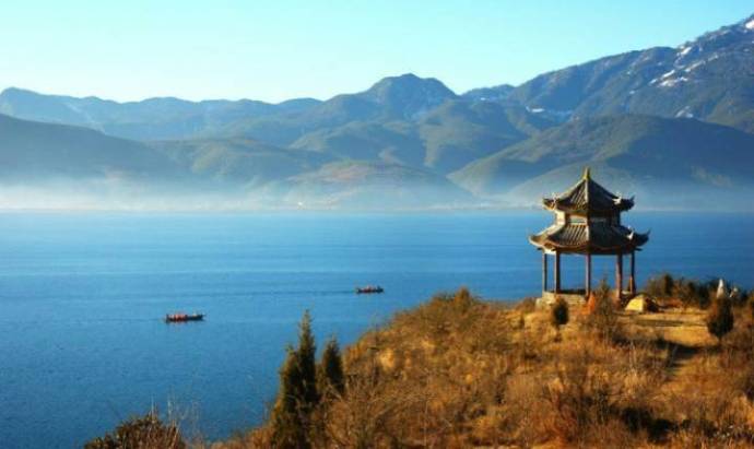 传说中的女儿国泸沽湖风景图片 2