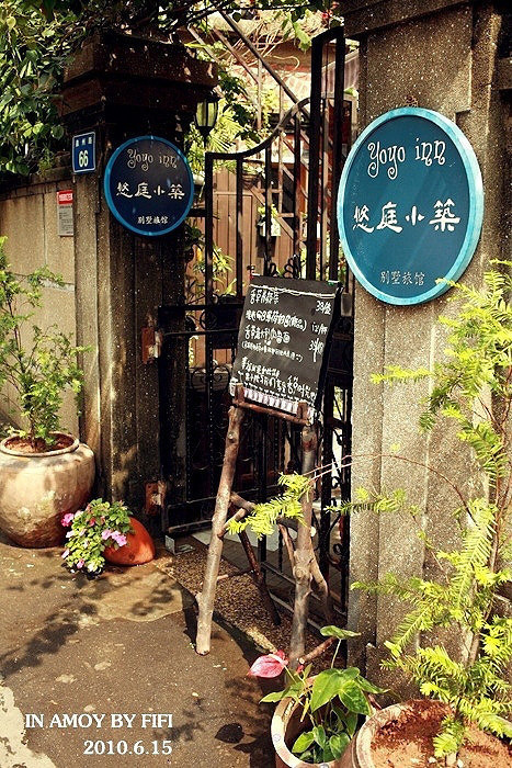 旅游风景区的城市街景图片 2
