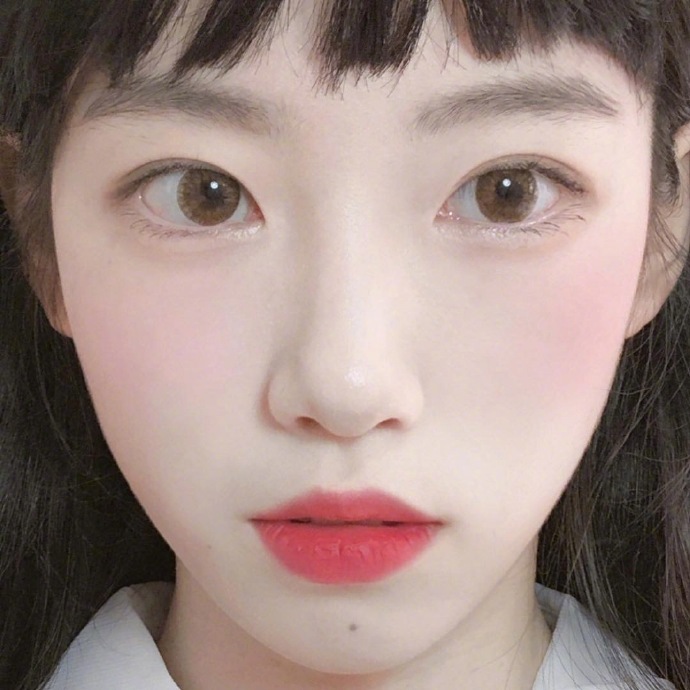 像艾琳和泰妍妹子自拍照 7