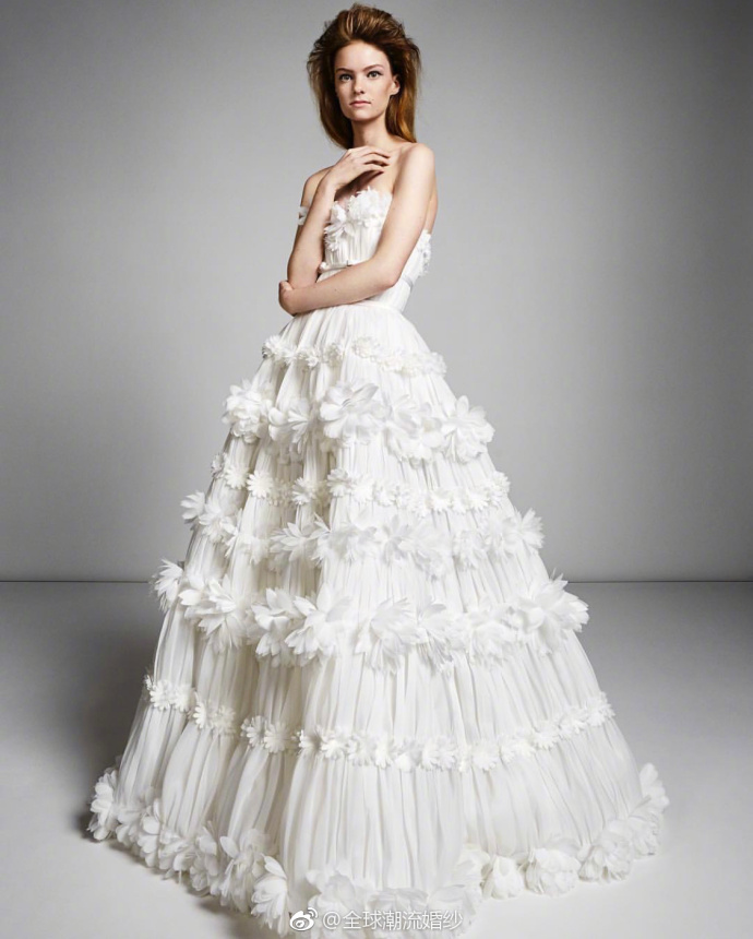 Viktor Rolf 2019秋季婚纱礼服图片 9