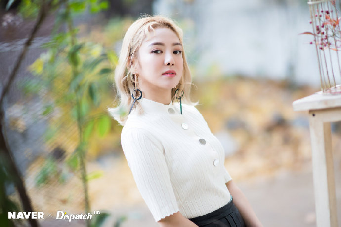韩国美女团少女时代孝淵Punk Right Now新专辑宣传图 3