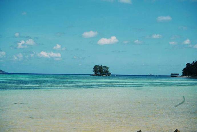 东非印度洋上鲜为人知的海岛塞舌尔岛风景图片 8