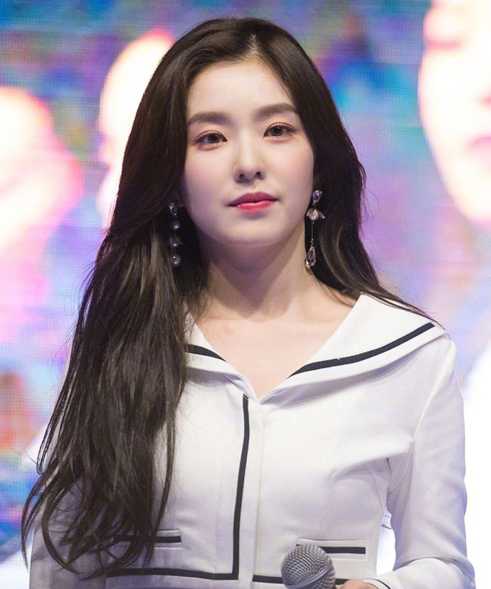 韩国女子组合Red Velvet成员裴珠泫Irene图片 8