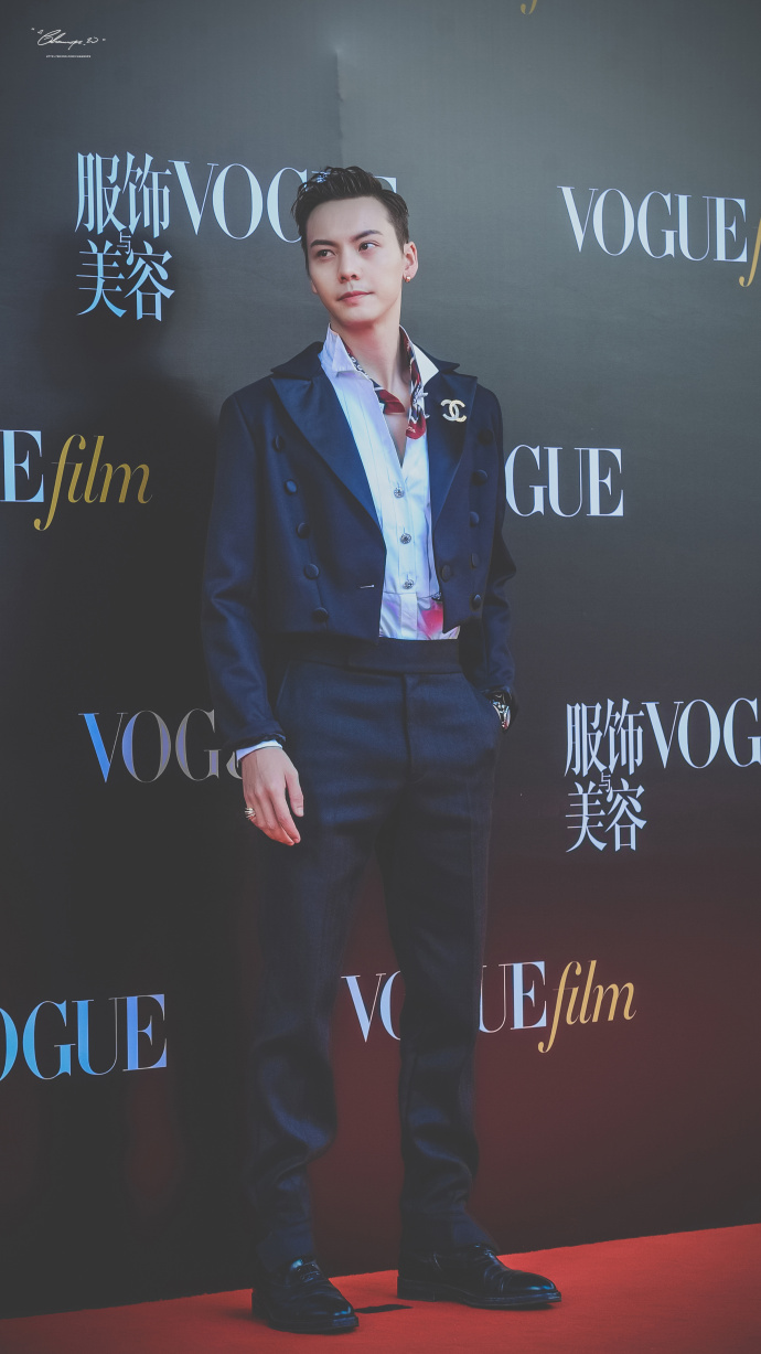 香港男明星陈伟霆最新帅炸图片 3