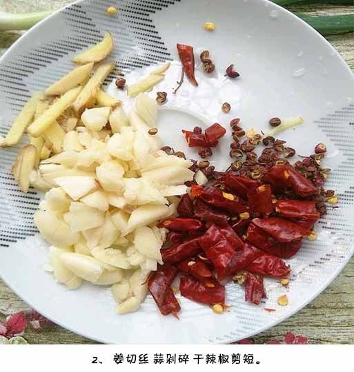 四川美食麻婆豆腐的做法 3