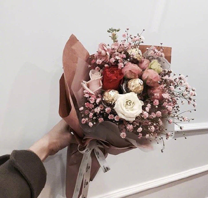 粉红色的花束图片 3