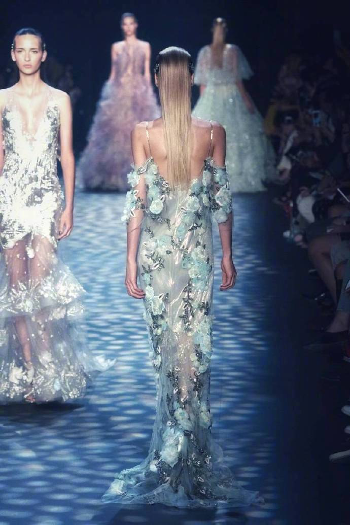 Marchesa Spring 2017RTW梦幻仙裙礼服图片 9
