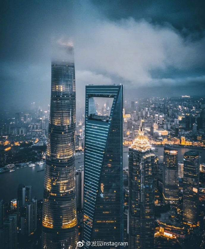 中国上海夜晚风景图片