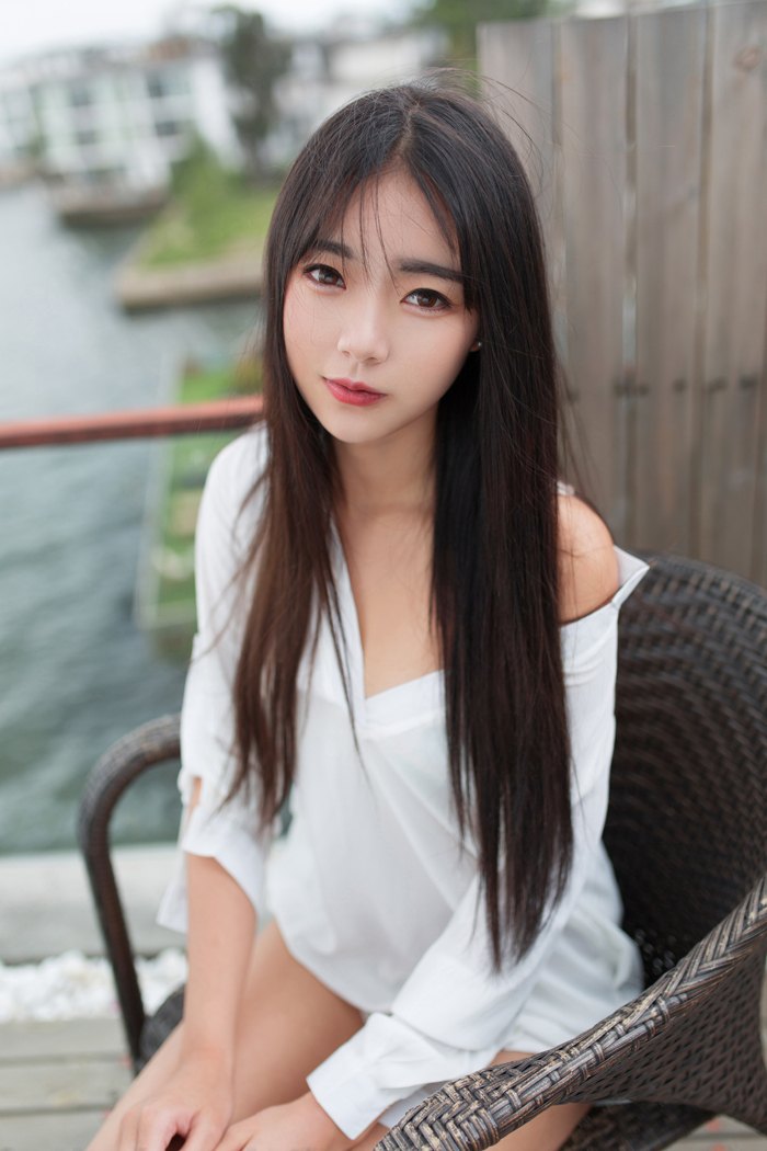 国产嫩模Vicky气质写真图片