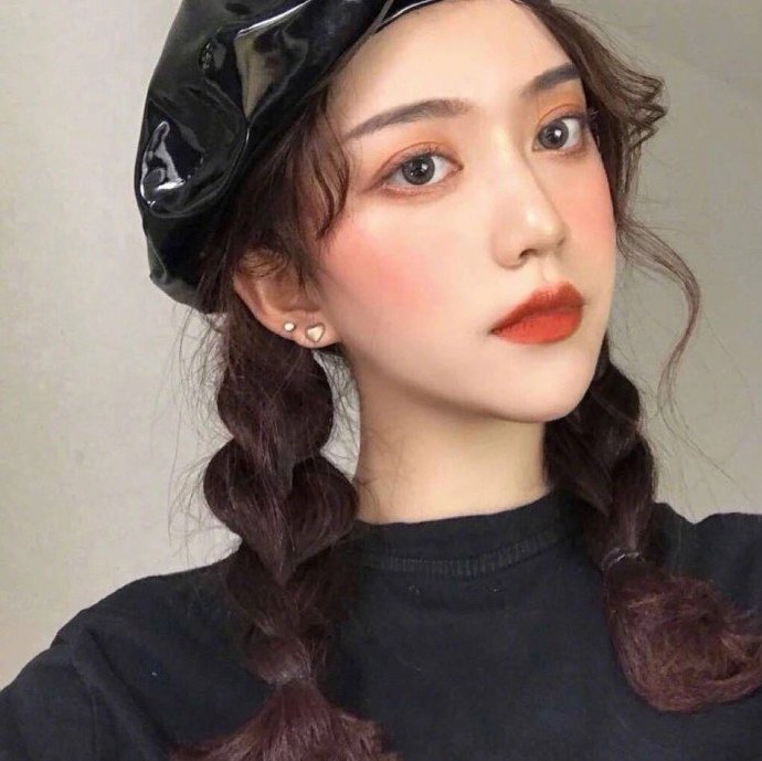 qq小女人头像图片 女人用什么微信头像好 5