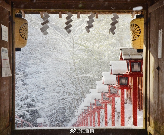 日本贵船神社大雪风景图片 5