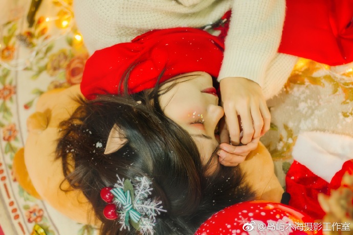 清纯美女圣诞节唯美写真 8