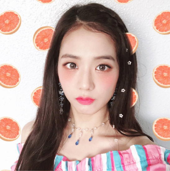 韩国美女子组合blackpink主唱金智秀图片 2