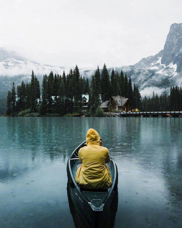 加拿大班夫国家公园的梦莲湖Moraine Lake风景图片 8