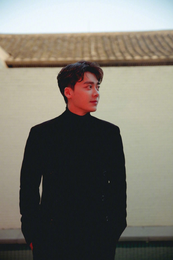 成都帅哥男明星李易峰帅气图片 5