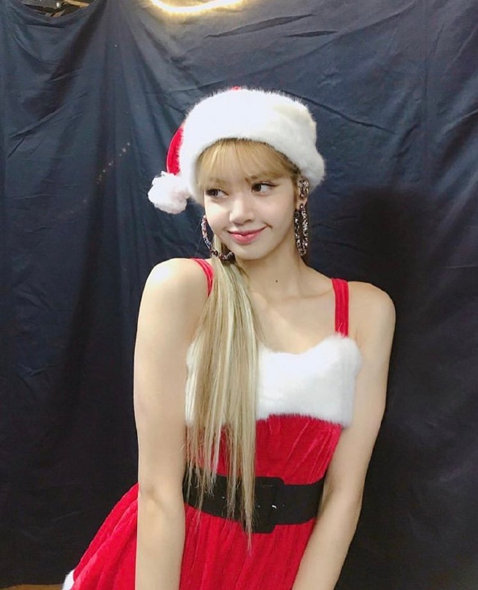 清纯美女Lisa圣诞节可爱暴击图片 3