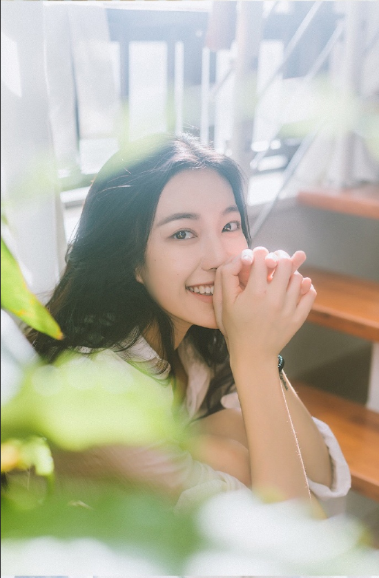 清纯美女模特李萬一居家私房图片 7