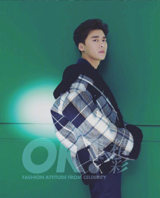 浓眉大眼男明星李易峰精美壁纸图片 9