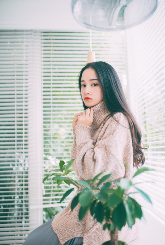 清纯美女居家唯美写真图片 9