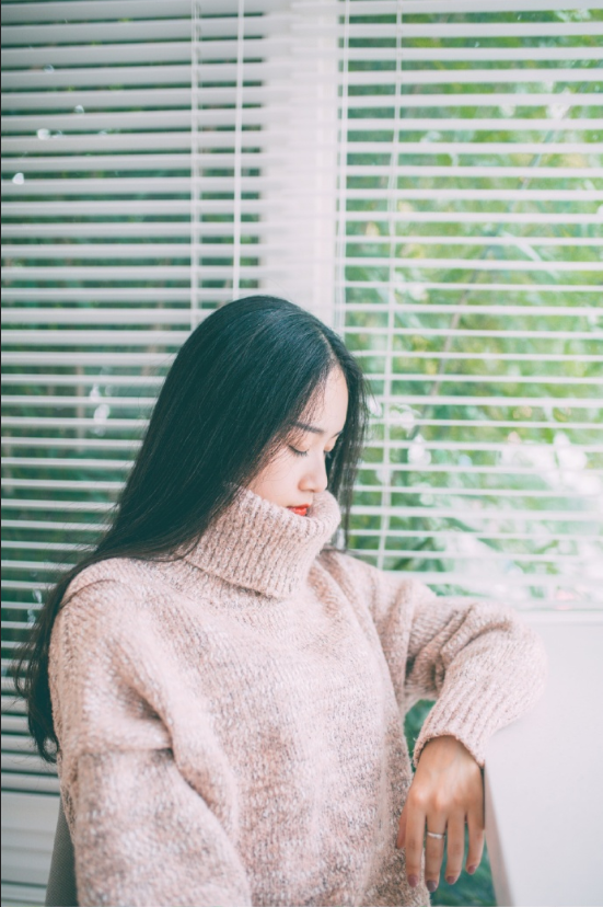 清纯美女居家唯美写真图片 10