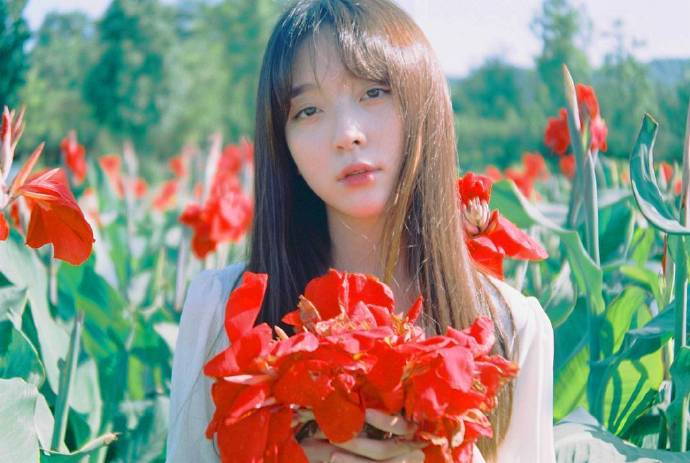 花与少女头像吧图片 7